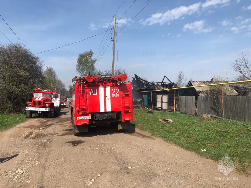 Причиной пожара в Удмуртии мог стать ноутбук, постоянно стоявший на зарядке